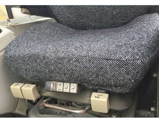 Sitzschoner für Baggerfahrzeuge