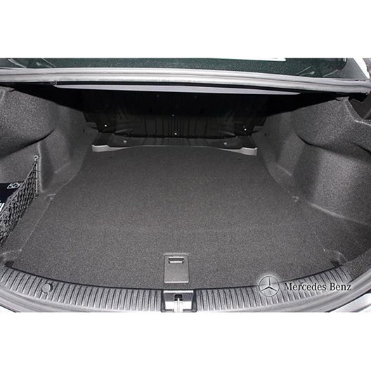 Kofferraum Mercedes C-Klasse W205 Limousine Rücksitze nicht umlegbar