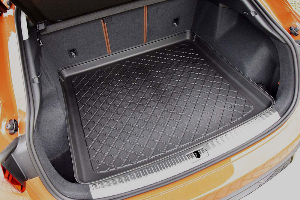 Für Audi Q3 passende Kofferraumwannen, Fußmatten, Autozubehör