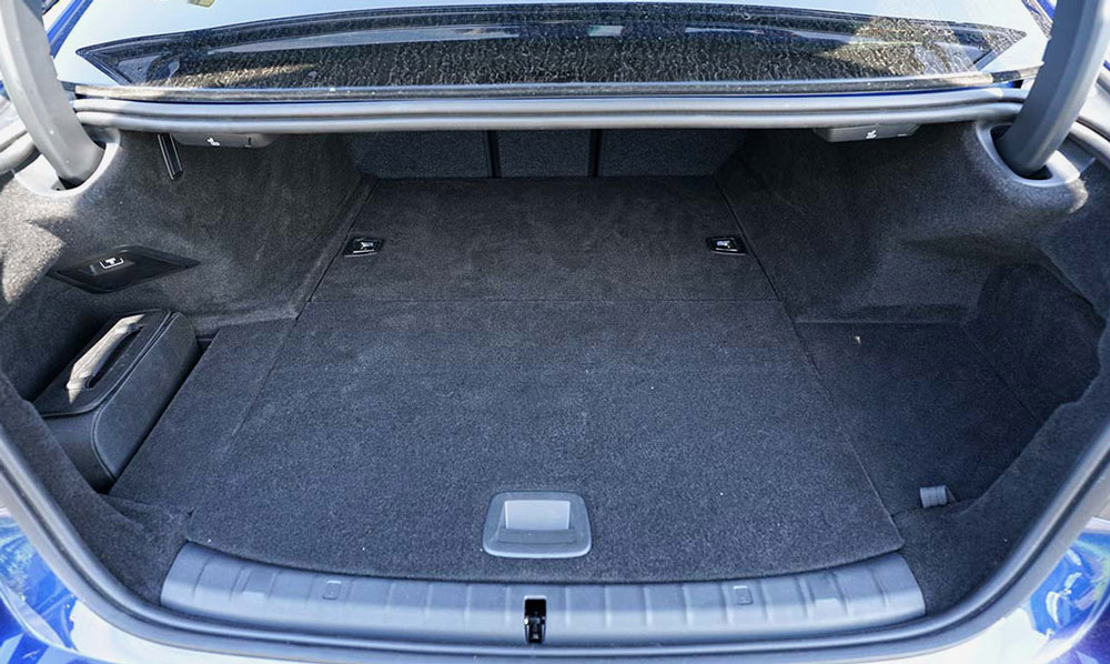Premium Kofferraumwanne Ausstattung 5er - Auto für Plug-in-Hybrid BMW (G30) Shop