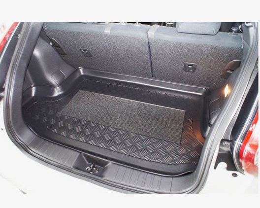 Kofferraumwanne Nissan Juke Facelift mit erhöhter Ladefläche (auf variablem Ladeboden)