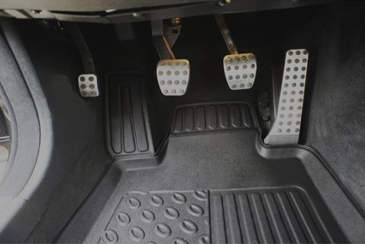 Premium Fußraumschalen für Mercedes C-Klasse (W204)