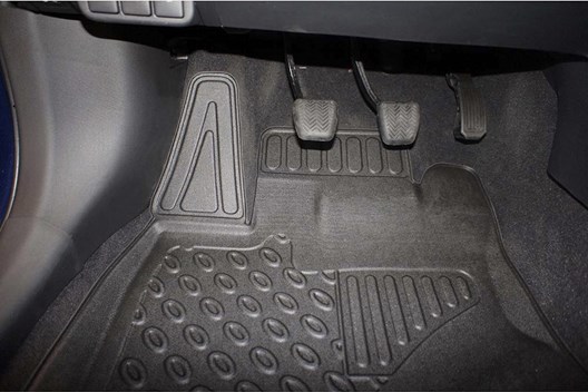 Premium Fußraumschalen für Toyota Avensis III (T27)