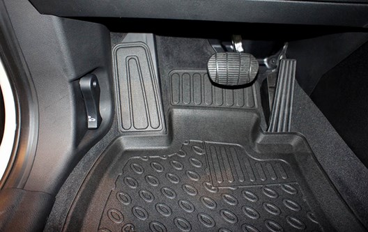 Premium Fußraumschalen für BMW 2er (F46) Gran Tourer 9.2014-