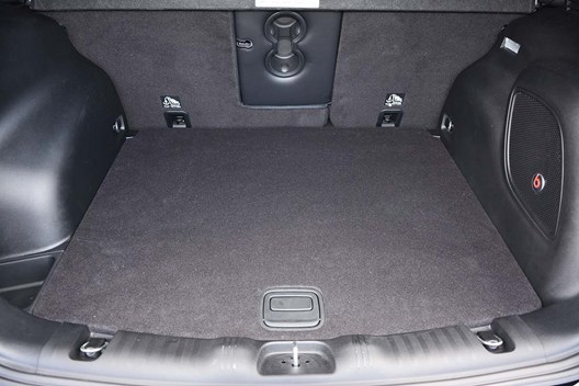 Kofferraum Jeep Compass II (MP) 8.2017-