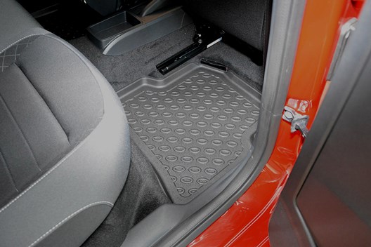 Premium Fußraumschalen für Skoda Fabia III (NJ) 11.2014-