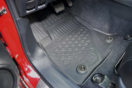 Premium Fußraumschalen für Toyota Hilux (8. Generation) Double Cab 9.2016-