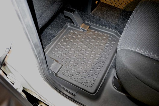 Premium Fußraumschalen für Mitsubishi Eclipse Cross 1.2018-