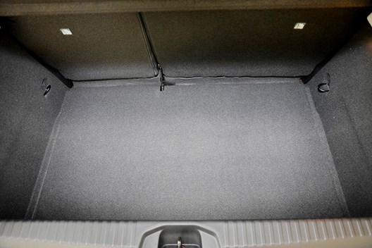 Kofferraum Renault Clio V 5-türig 9.2019- / Modell OHNE doppelten Ladeboden (= vertiefte Ladefläche)