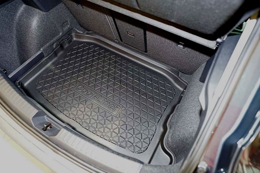 Premium Kofferraumwanne für Seat Leon IV (KL) Hatchback 3.2020- / FÜR MODELLE OHNE VARIOBODEN ( = VERTIEFTE LADEFLÄCHE)