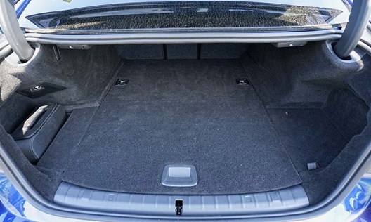 Kofferraum BMW 5er (G30) Plug-in-Hybrid 3.2017- (auch für Facelift-Modelle ab 7.2020)