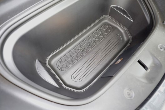 Premium Kofferraum für Tesla Model Y 8.2021- / FÜR FRONT-KOFFERRAUM