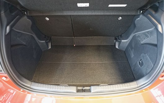 Kofferraum Toyota Yaris IV (XP21) (auch Hybrid) 9.2020- / Modell mit VERTIEFTER LADEFLÄCHE - ohne doppelten Ladeboden