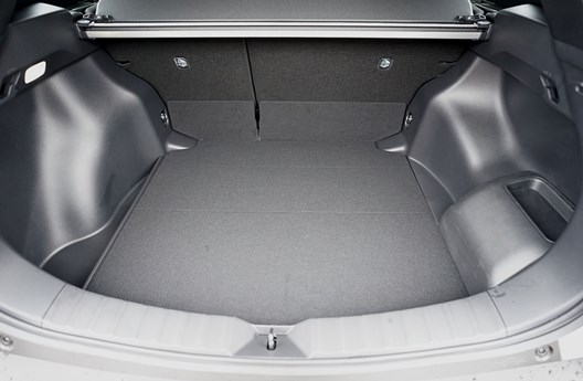 Kofferraum Toyota Corolla Cross Hybrid 11.2022- / Modell mit Varioboden auf höchster Ebene