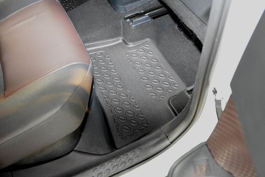 Premium Fußraumschalen kompatibel mit Toyota Corolla Cross Hybrid 11.2022-