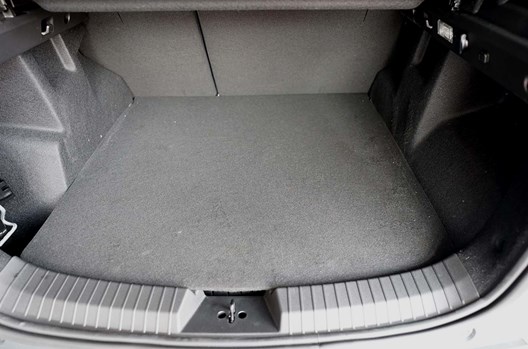  Kofferraum Dacia Duster III 6.2024- / MODELL MIT VARIOBODEN AUF HÖCHSTER EBENE