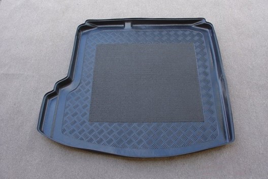 Kofferraumwanne VW Jetta ohne Ausbuchtung rechts