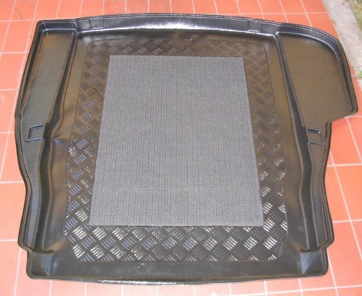 Kofferraumwanne BMW 5er (E 60) Limousine mit Ausbuchtung links