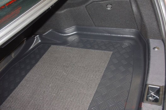 Kofferraumwanne Mercedes C-Klasse W204 Rücksitze nicht umlegbar