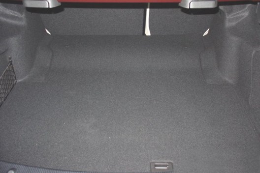 Kofferraumwanne Mercedes C-Klasse W204 Rücksitze umlegbar, Ausbuchtung links und rechts