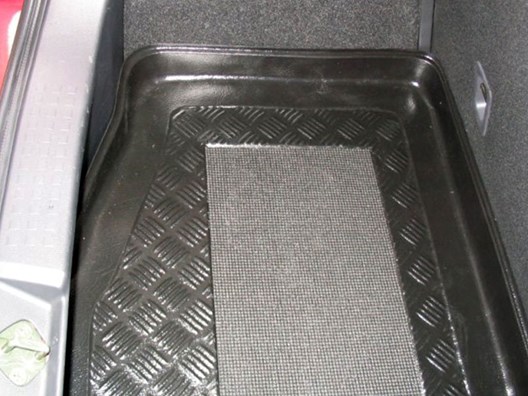 Kofferraumwanne Suzuki Swift